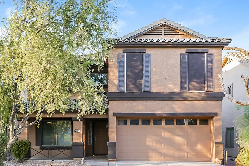 4 bed, 2.5 bath, 2232 sqft, $2,785 — Photo 1