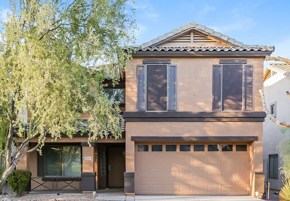 2437 W Silver Sage Ln