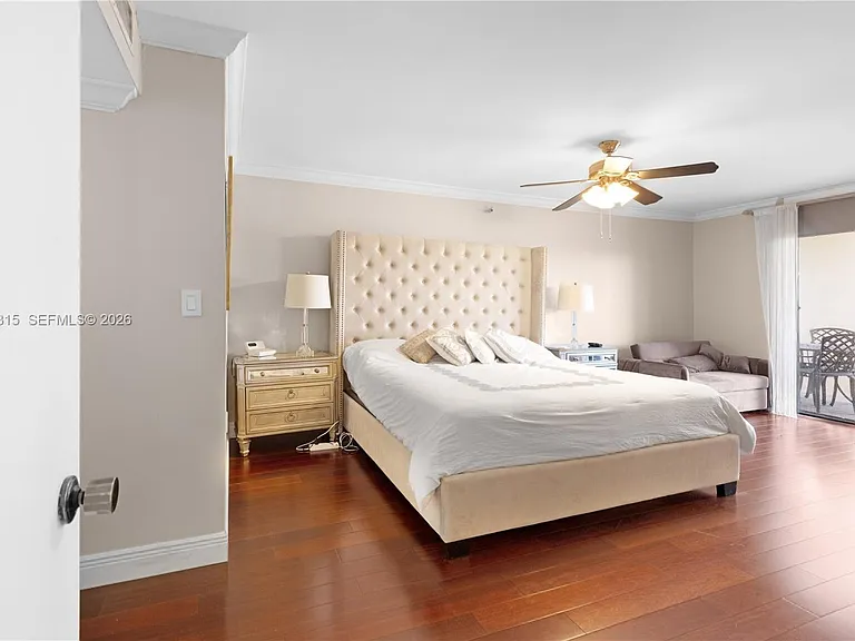 6423 Collins Ave #703 — Photo 31