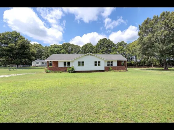 109-111 Joshua Rd, Woodruff, SC 29388