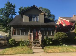 54 E 14th St, Holland, MI