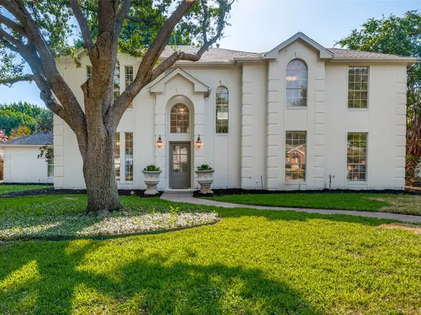 3237 Riverwood Dr, Fort Worth, TX 76116