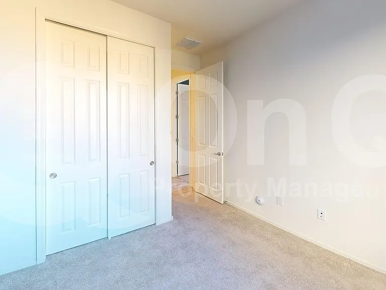 988 W Calle Monte Lindo — Photo 10