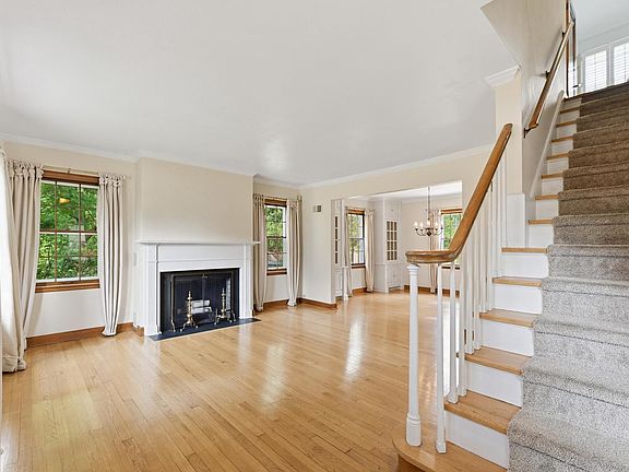 3rd image of 7620 W Drexel AVENUE