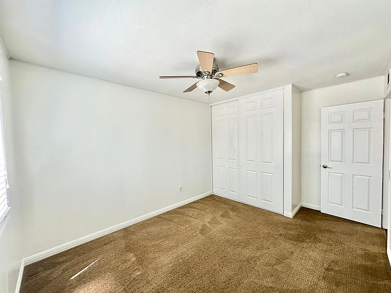 1415 Henshaw Rd — Photo 40