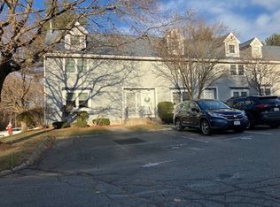 148 Flower Ln APT 1, Dracut, MA 01826