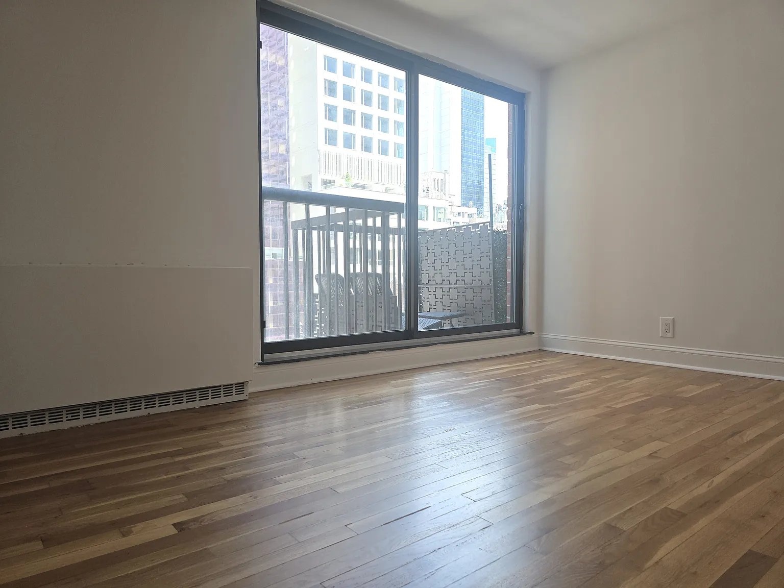 123 East 54th Street — Photo 2
