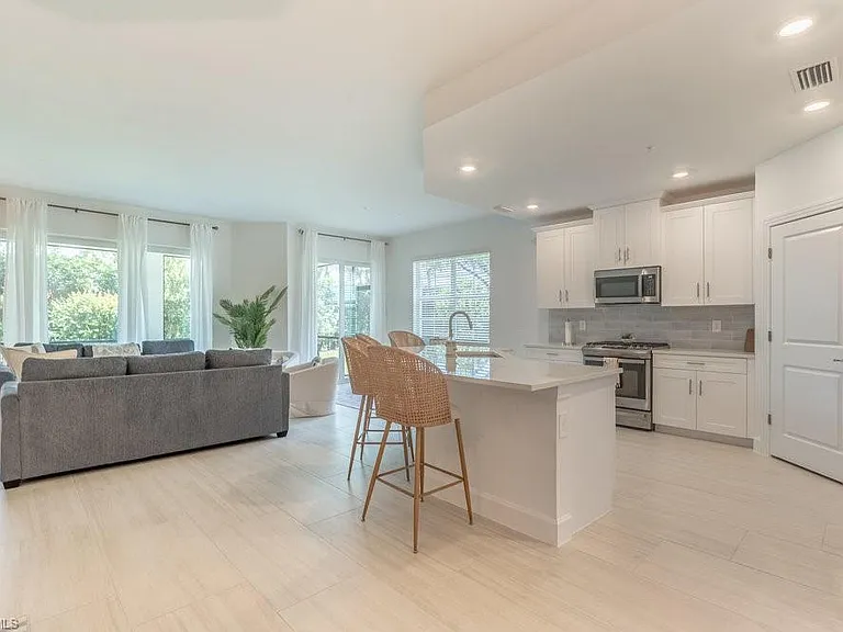 16903 Fairgrove Way #102 — Photo 4