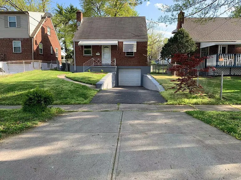 209 Escalon St — Photo 17