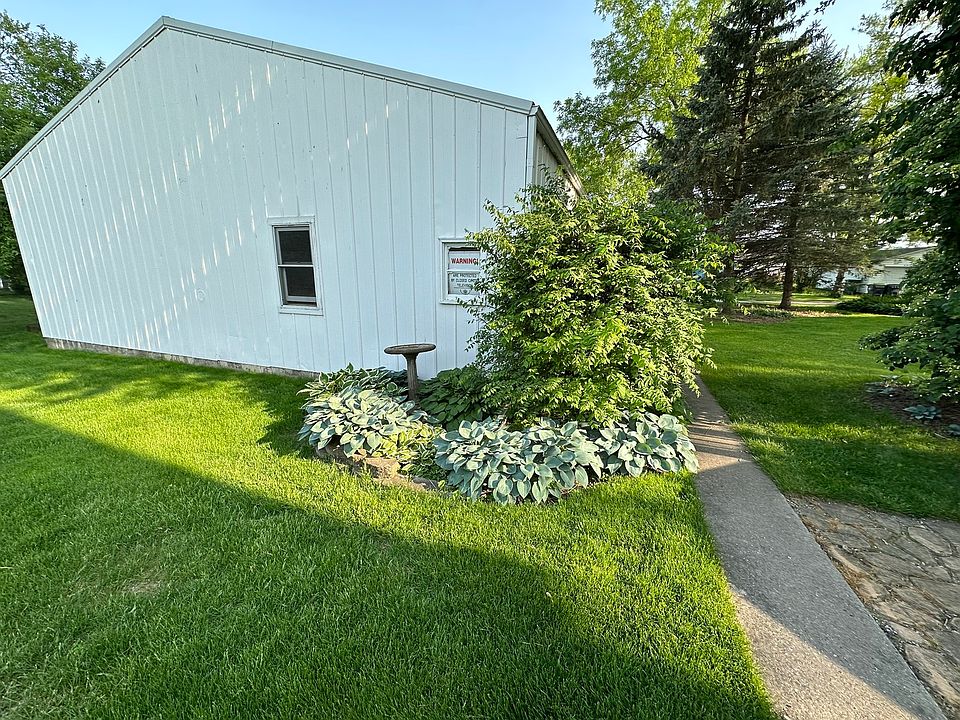 150 N Elm St, Waterman, IL 60556 Zillow