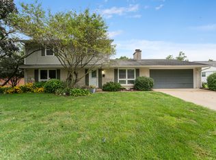 3520 Waycross Dr, Columbus, IN 47203