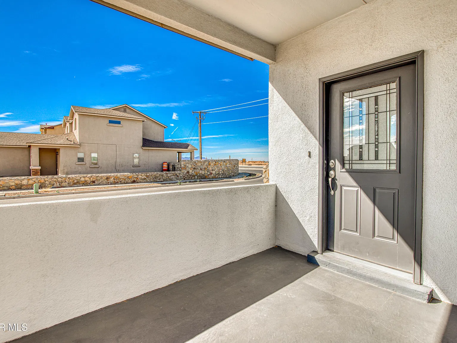 3 bed, 2.0 bath, 1900 sqft, $1,895 — Photo 4