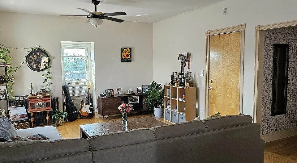 8139 Frankford Ave #4