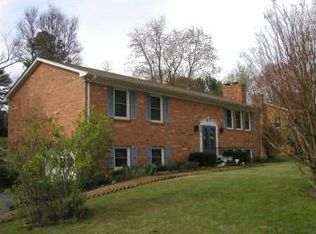 2603 Huntington Rd, Charlottesville, VA 22901