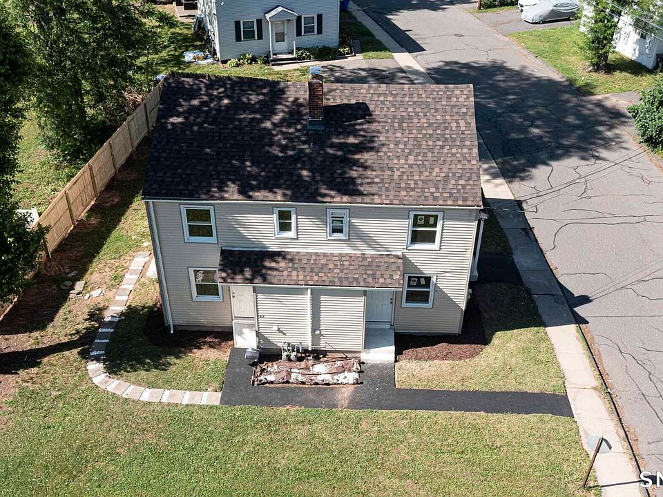 1st image of 163-165 Woodlawn Circle