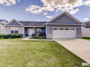 3716 Sugar Loaf Dr, Springfield, IL 62711