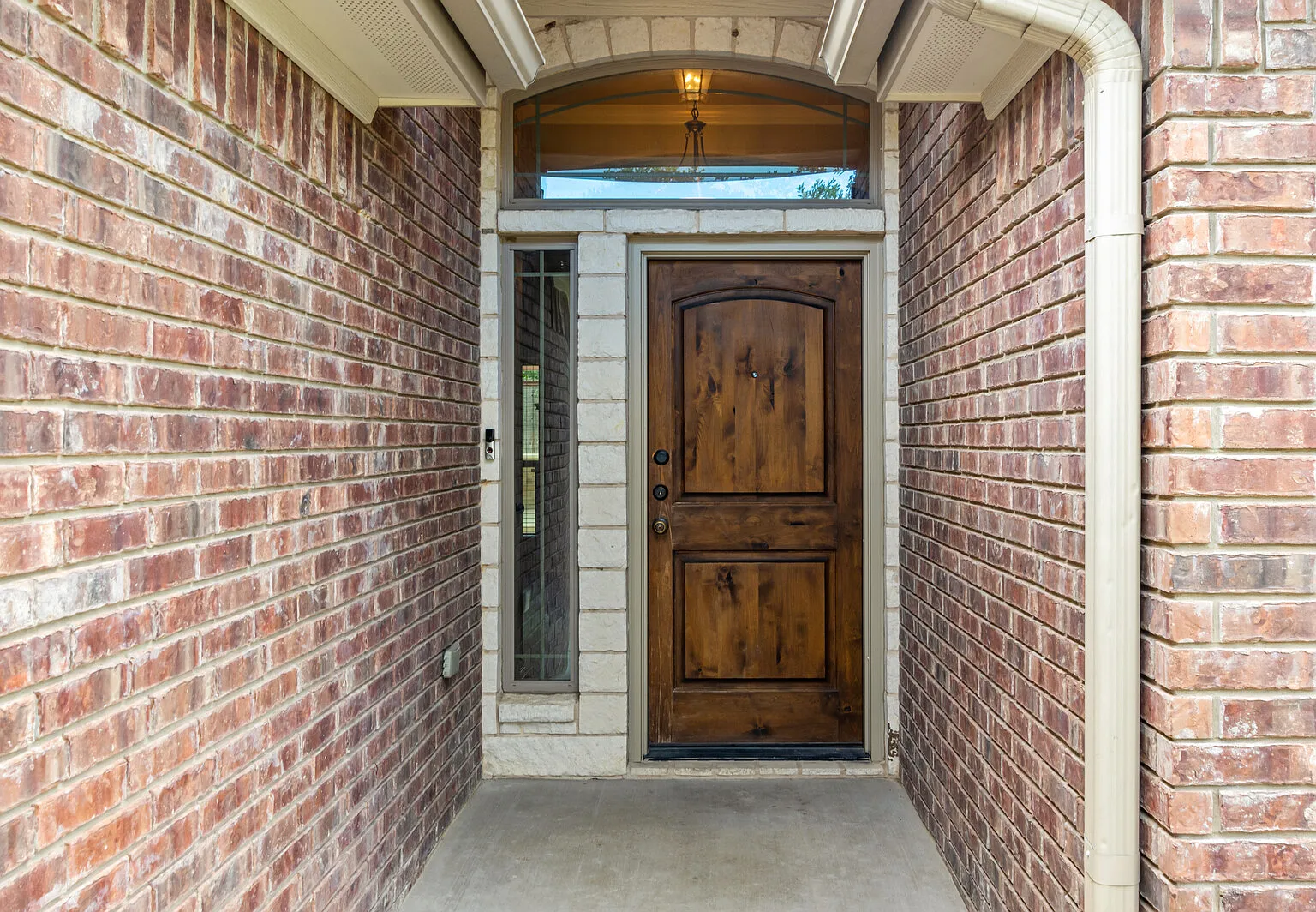 1617 Shadow Canyon Drive — Photo 2