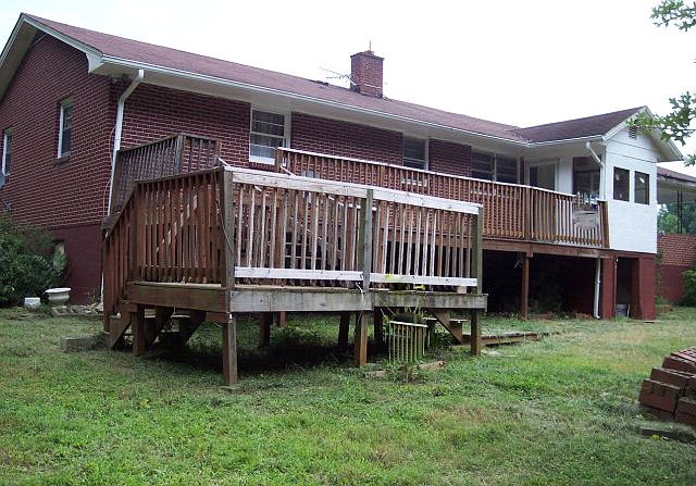 2nd image of 385 Westland Dr