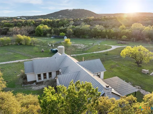 18405 Angel Valley Dr, Leander, TX 78641