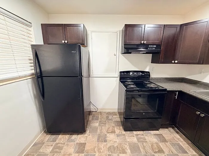 915 Wheeler Ave #202 — Photo 4
