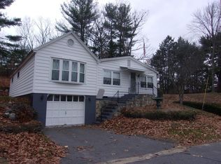 24 Lovewell St, Ware, MA 01082