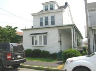 133 N 2nd St, Frackville, PA 17931