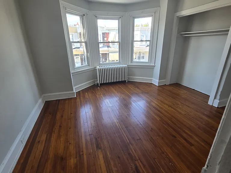 4113 N 8th St — Photo 5