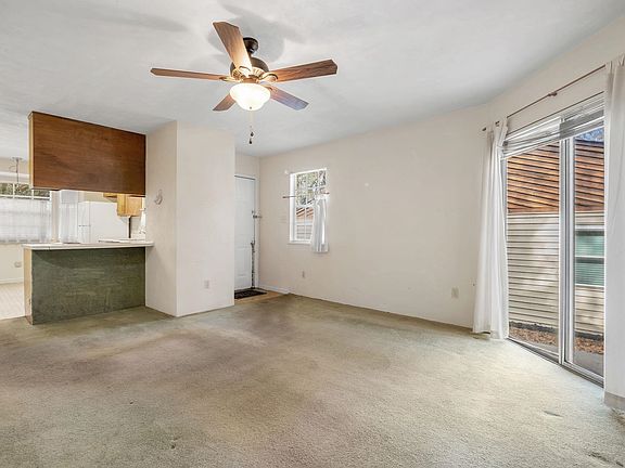 5th image of 1047 Sutor Rd