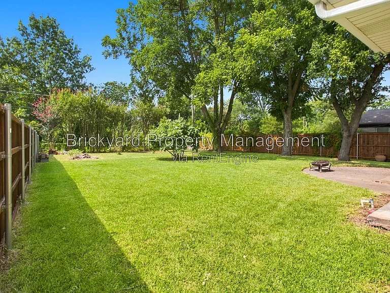 4126 Justice Ln — Photo 30