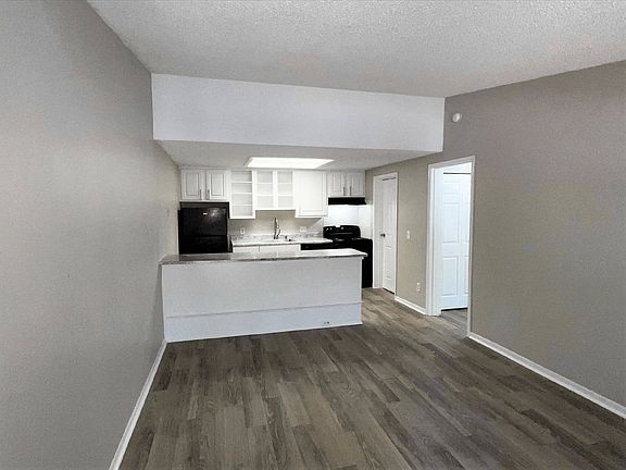 4th image of 1705 Roswell Rd #44