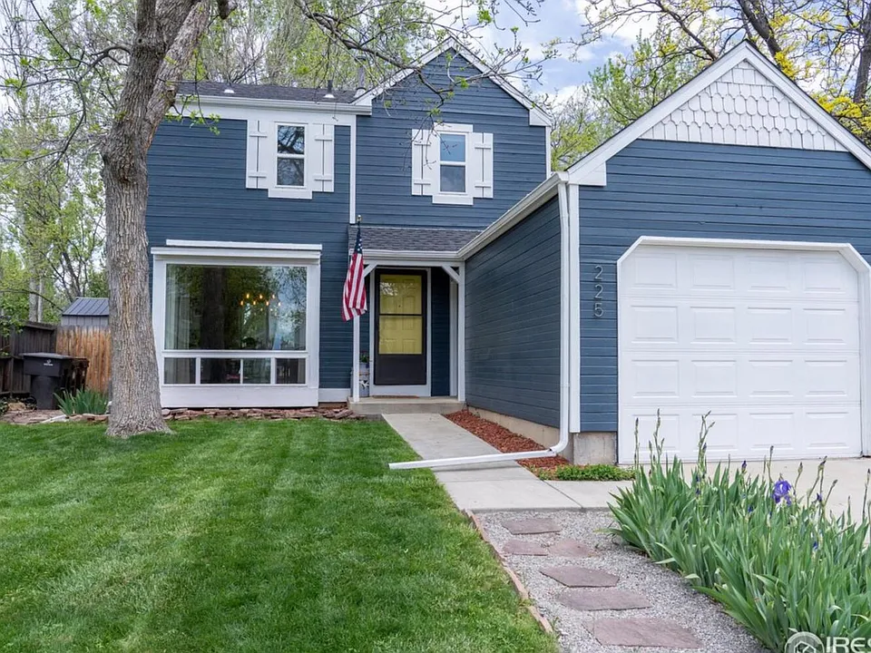 225 W Sycamore Ln