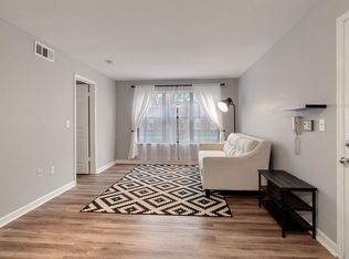 425 W 9th St APT 202, Kansas City, MO 64105