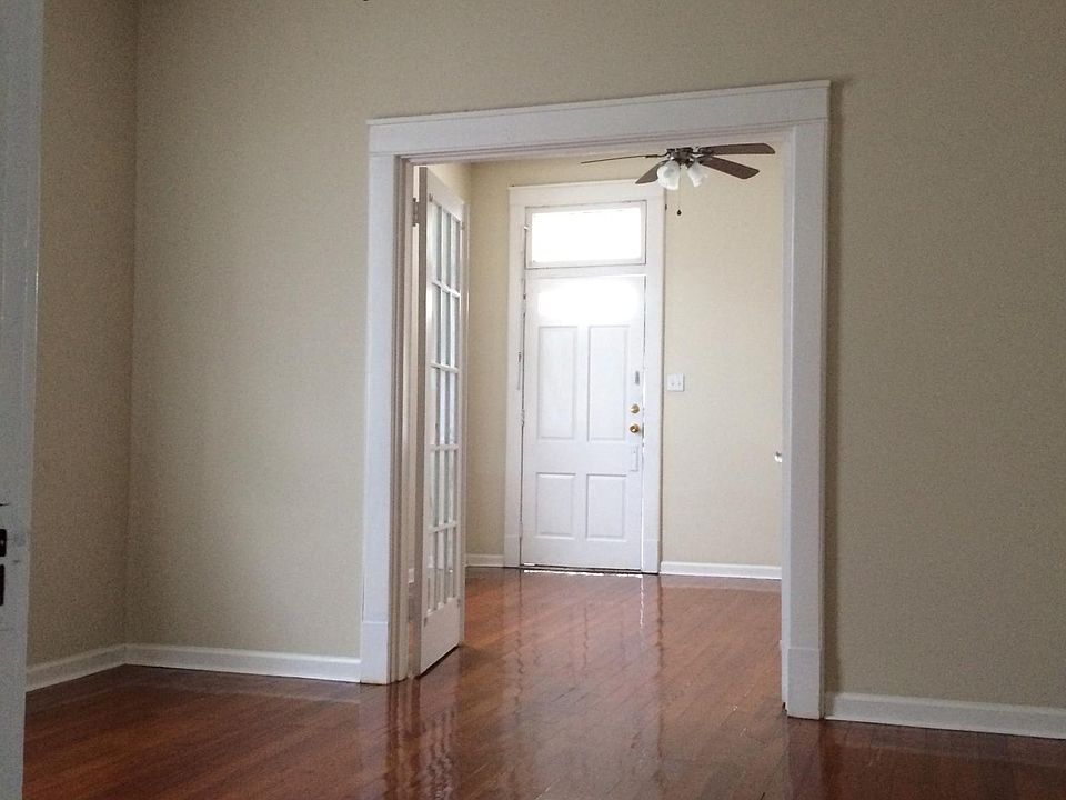 1st image of 139 N Murat St