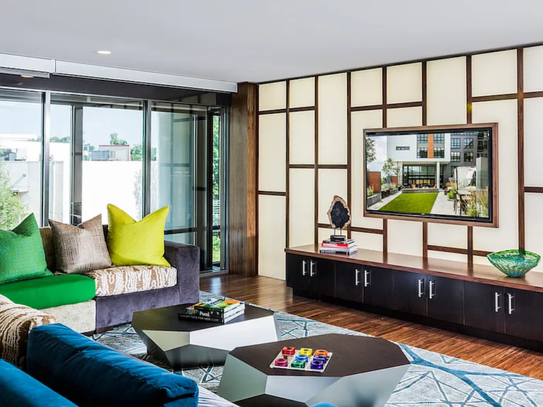 Cozy Resident Lounge with Flatscreen TV