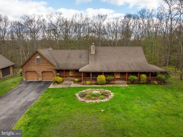 312 Moss Creek Cir, Oakland, MD 21550