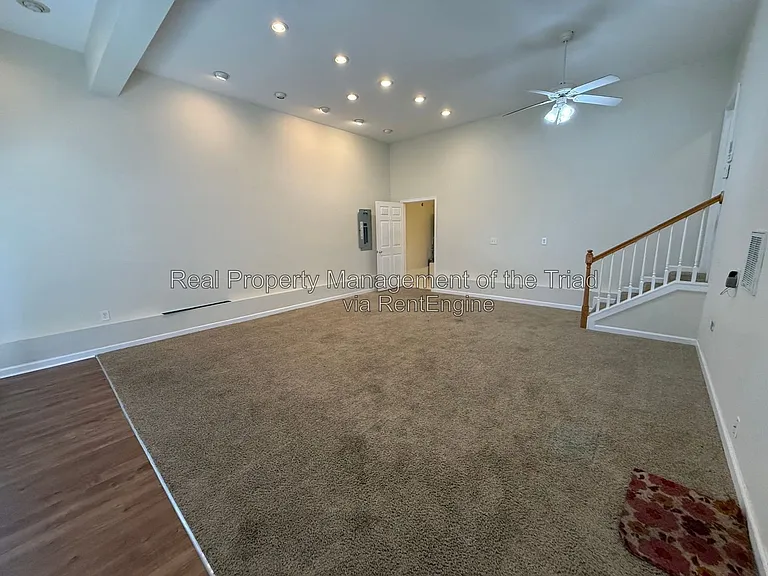 5101 Ivystone Ln — Photo 8