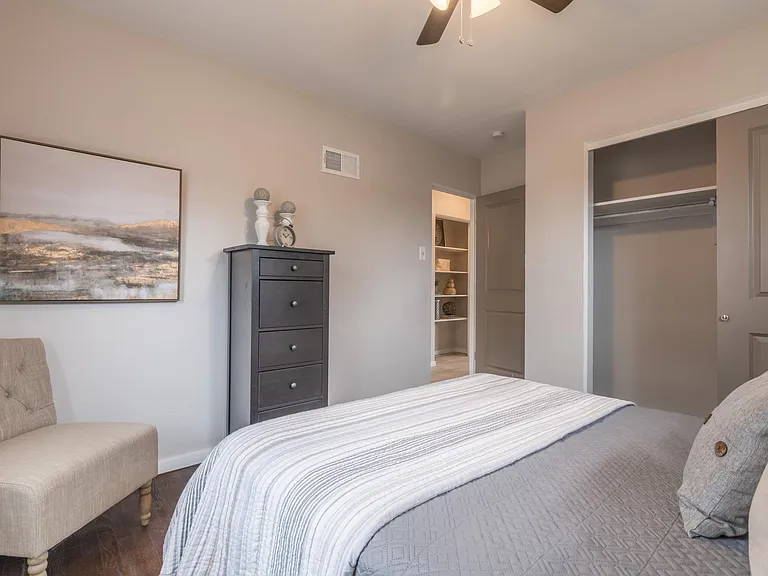 2932 Hallmark Ln — Photo 12
