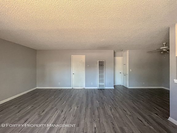 2nd image of 2166 Chestnut Ave #11203204