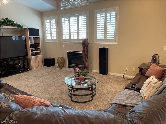 4th image of 6255 Oak Park Ave