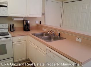 912 San Saba Ct, The Villages, FL 32159