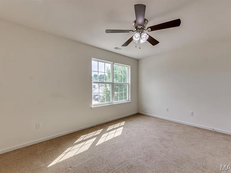 646 Fair Bluff Dr — Photo 35