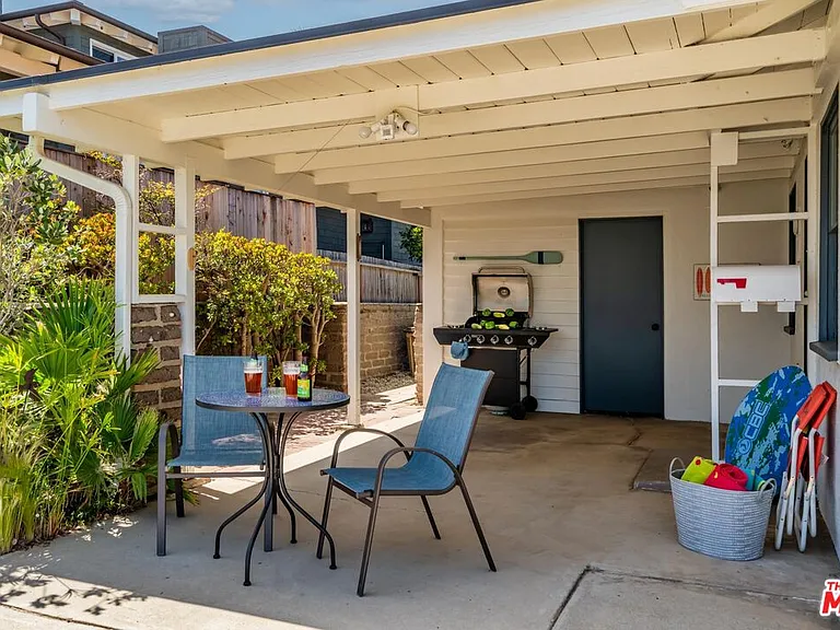 1214 Shoreline Dr — Photo 40