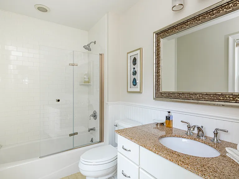 360 Canoe Place Rd — Photo 36