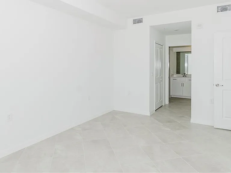 5454 Double Eagle Cir #3325 — Photo 11