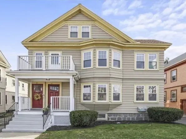 37 Gallivan Blvd #1, Dorchester Center, MA 02124