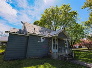 515 8th St, Kamiah, ID 83536