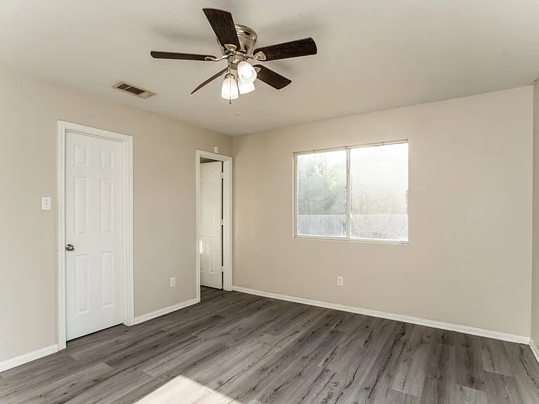 3003 John Porter Dr — Photo 16