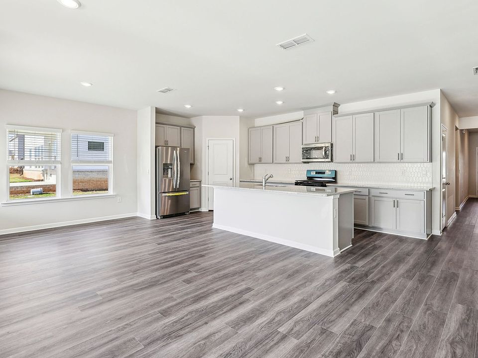 The Gibson floorplan with the Distinct 1 interior package.