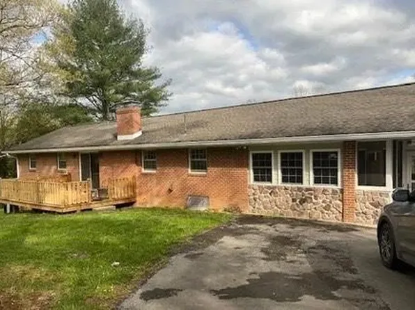38 Cedar Hill Ln, Lexington, VA 24450