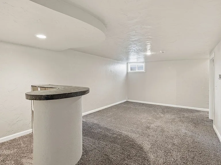 1328 W Gordon Ave — Photo 19